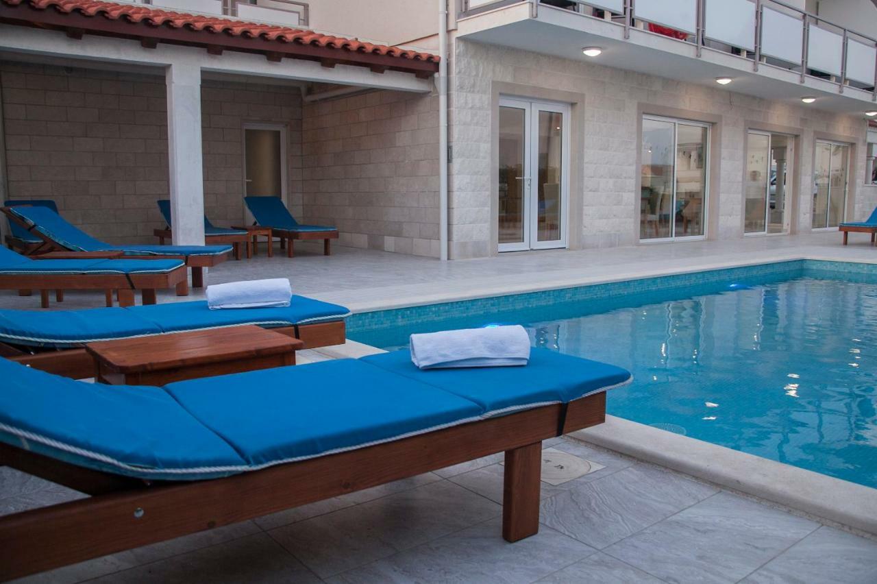 Villa Amorena - Adults Only Bol Eksteriør billede